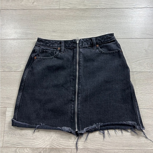 Abercrombie & Fitch Zoe Natural Rise Vintage A-Line Denim Skirt - Picture 3 of 9